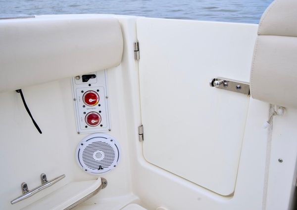 Boston Whaler 280 Outrage image