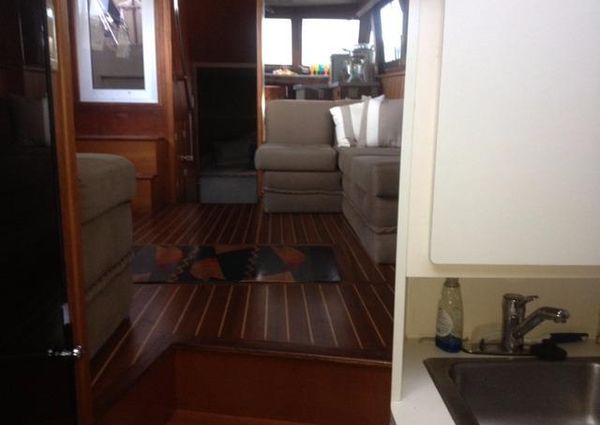 Hatteras 40-DOUBLE-CABIN image