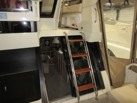 Silverton 46-AFT-CABIN image