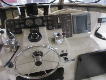 Silverton 46-AFT-CABIN image