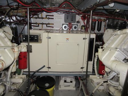 Silverton 46-AFT-CABIN image