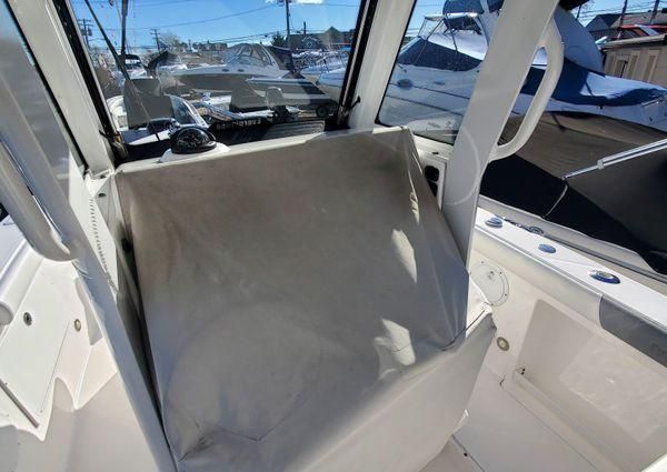 Everglades 255-CENTER-CONSOLE image