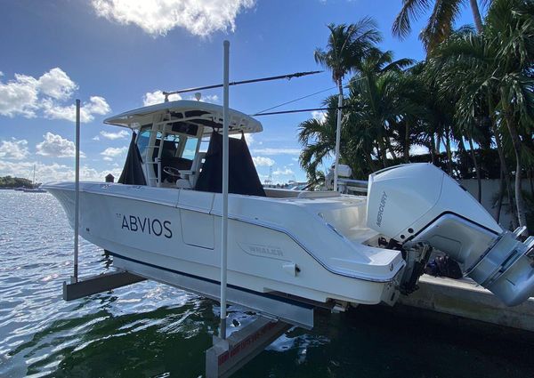 Boston Whaler 330 Outrage image