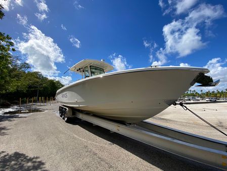 Boston Whaler 330 Outrage image