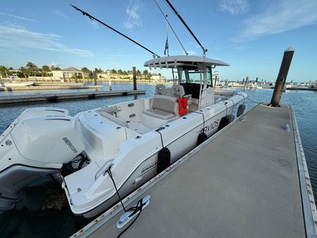 Boston Whaler 330 Outrage image