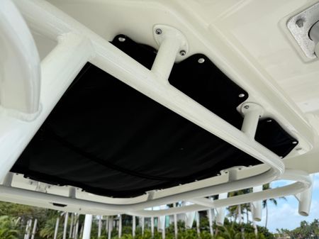 Boston Whaler 330 Outrage image