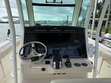 Boston Whaler 330 Outrage image