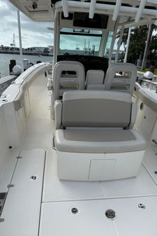 Boston Whaler 330 Outrage image