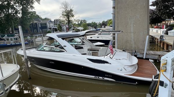 Sea Ray 350 SLX 