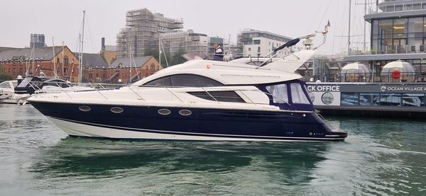 Fairline Phantom 43 image