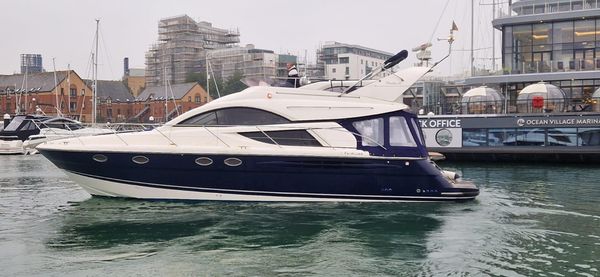 Fairline Phantom 43 image