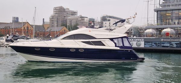 Fairline Phantom 43 image