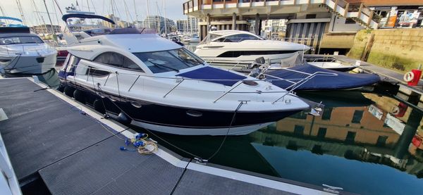 Fairline Phantom 43 image