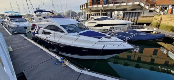 Fairline Phantom 43 image