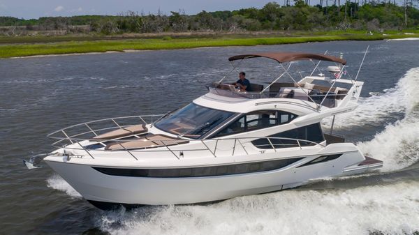 Galeon 420 Fly 