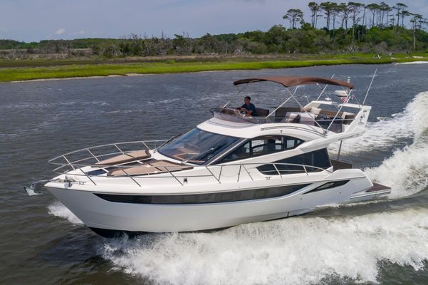 Galeon 420 Fly - main image