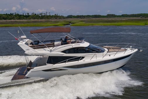 Galeon 420 Fly image