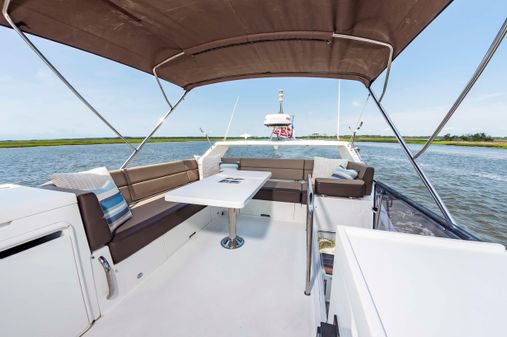 Galeon 420 Fly image