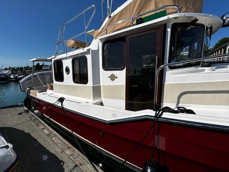 Ranger Tugs R-31 CB image