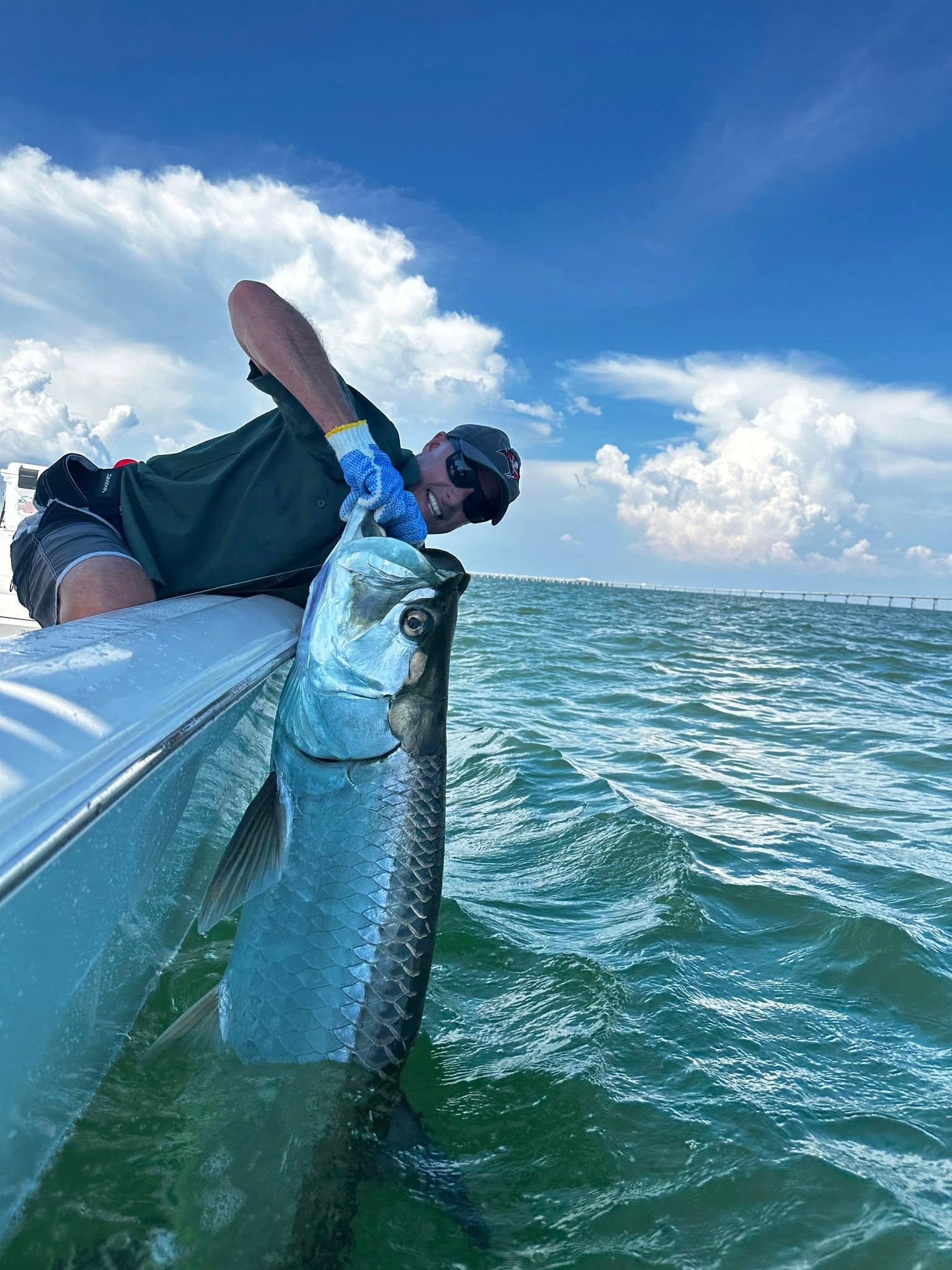 2020 Atlas 2300 carolina bay