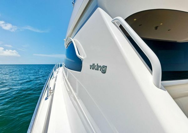 Viking 54 Convertible image