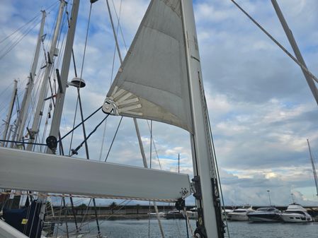 Hanse 548 image