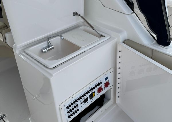 Pursuit DC 265 Dual Console image