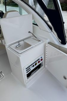 Pursuit DC 265 Dual Console image