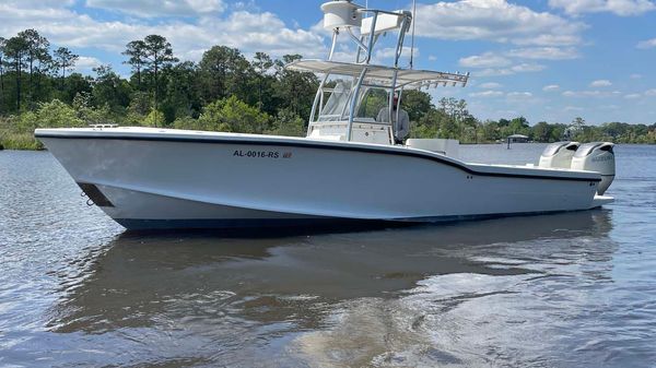 Ocean Master 31 Center Console