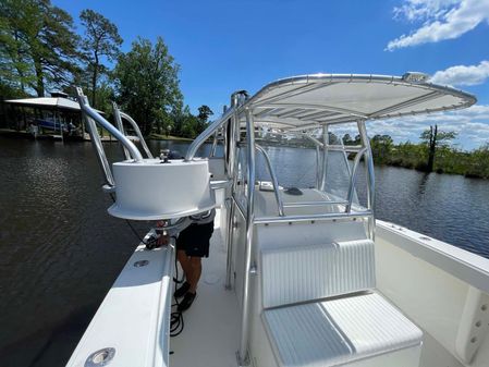 Ocean Master 31 Center Console image