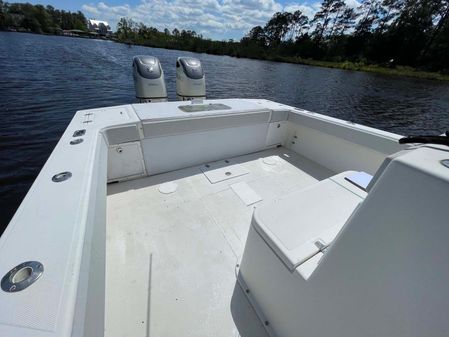 Ocean Master 31 Center Console image