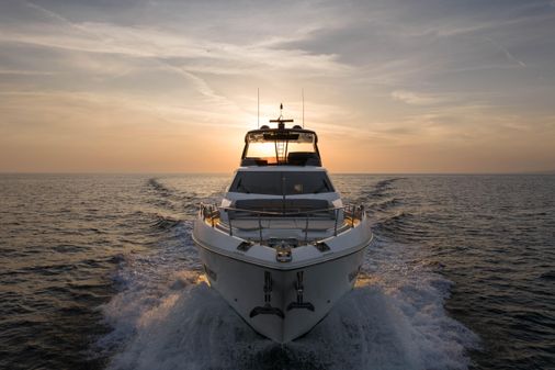 Ferretti Yachts 780 image