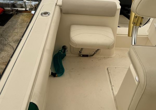 Pursuit 2270-CENTER-CONSOLE image