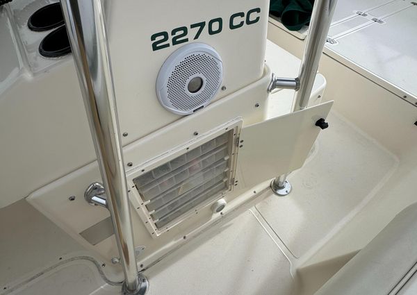 Pursuit 2270-CENTER-CONSOLE image