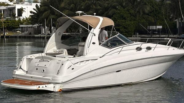 Sea Ray 320 Sundancer 