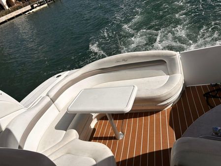 Sea Ray 320 Sundancer image