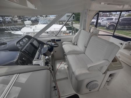 Sea Ray 40 Motor Yacht image