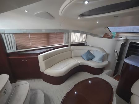 Sea Ray 40 Motor Yacht image