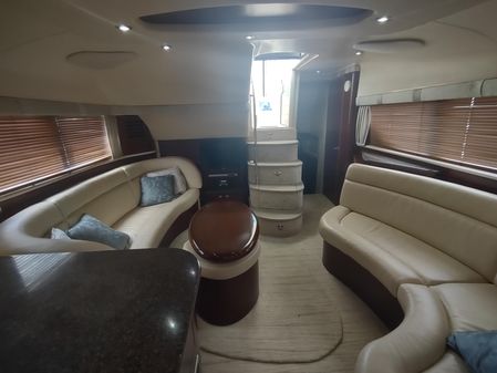 Sea Ray 40 Motor Yacht image