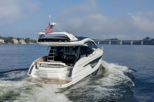Galeon 510 Sky image