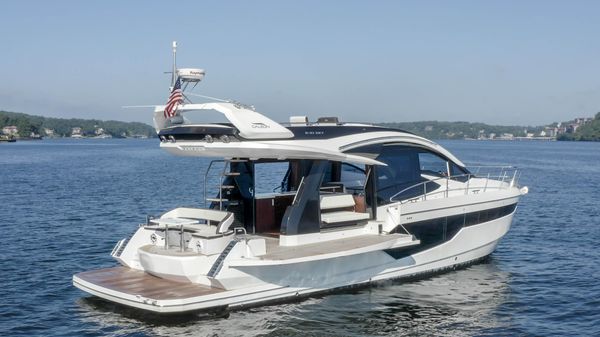 Galeon 510 Sky