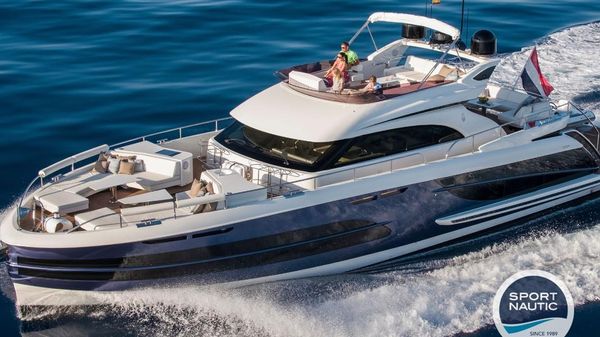 Van der Valk BeachClub 660 Flybridge