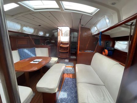 Beneteau 423 image