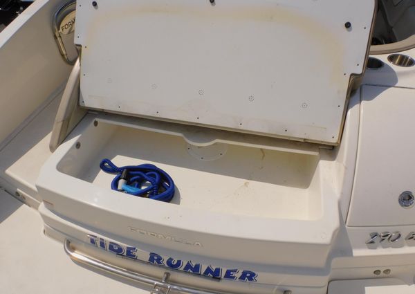 Formula Bowrider 290 image