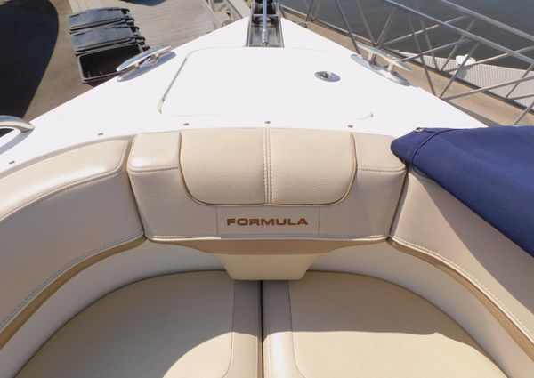 Formula Bowrider 290 image