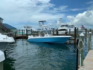 Everglades 335 Center Console