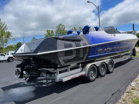 Black Thunder 43EC Raised Deck image