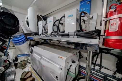 Ocean Alexander 85 E image