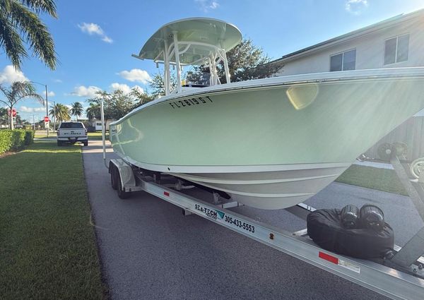 Sportsman Heritage 231 Center Console image