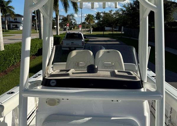 Sportsman Heritage 231 Center Console image